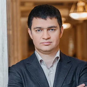Александр Гайдуков