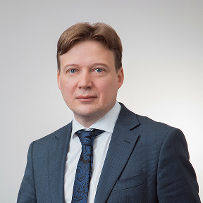 Антон Глушков